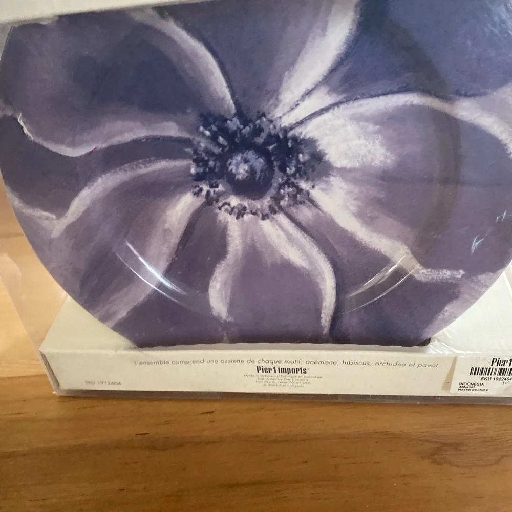 Pier1 Assiettes Watercolor Blooms Purple and Yellow Set Of 2 Ceramic 8”Plates